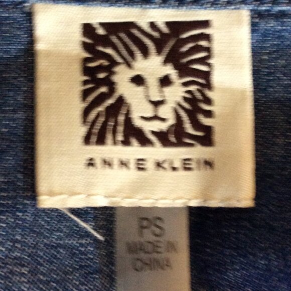 Anne Klein Denim Shirt With Zipper Closure in Front &  3/4 Sleeves Size P/S - Picture 6 of 8